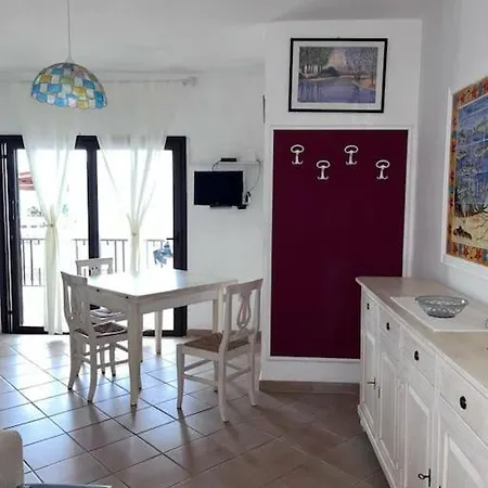 La Vela House